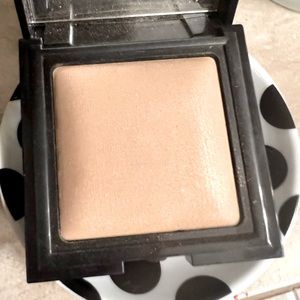 Laura Mercier Candleglow Sheer Perfecting Powder